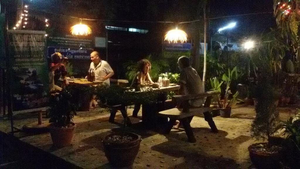 Sangjun Guesthouse Trat Exterior foto