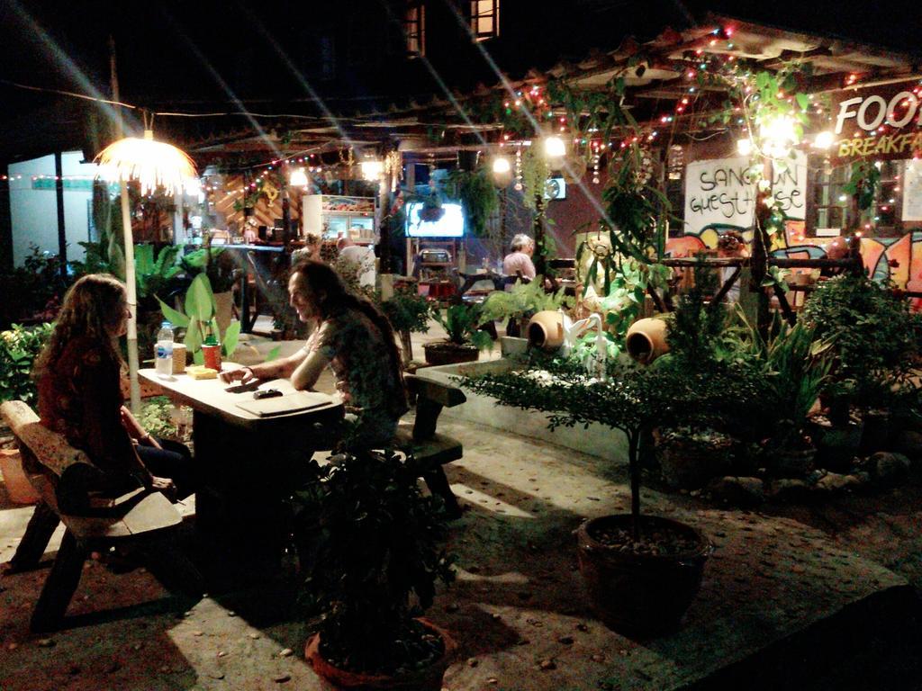 Sangjun Guesthouse Trat Exterior foto